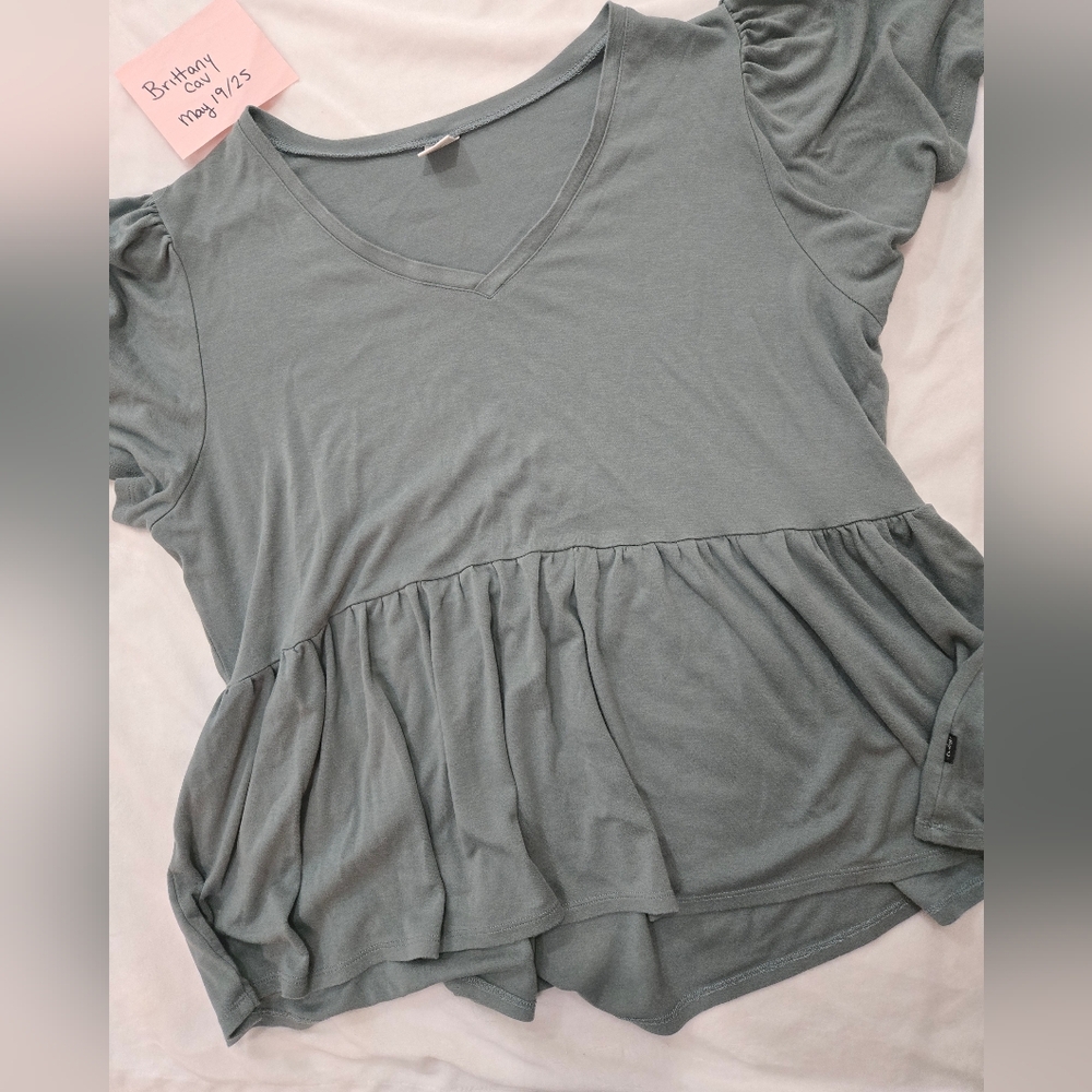 Little and Lively/dwelling apparel  Bamboo Peplum Top 2x